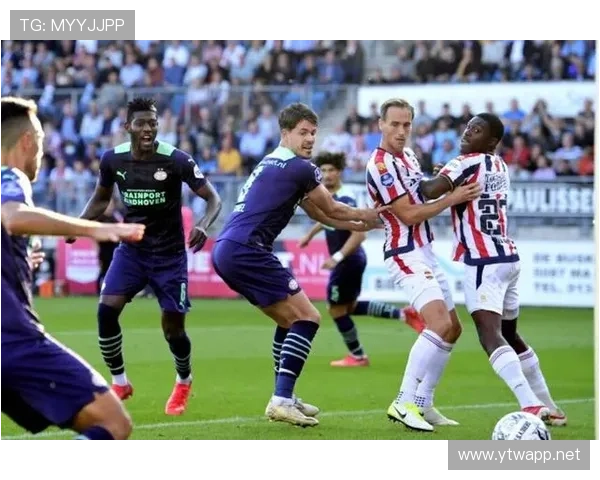 阿贾克斯荷甲竞争力明显下滑,形势变化对联赛格局产生阶段性影响 阿贾克斯荷甲竞争力明显下滑,形势变化对联赛格局产生阶段性影响