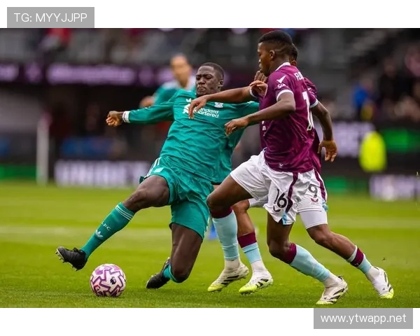 阿森纳边路转中路进攻：战术层次初显还是阶段性假象？