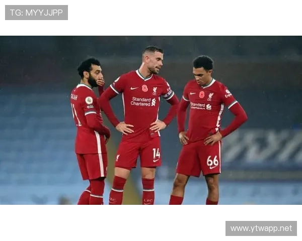 利物浦战术依赖萨拉赫隐患浮现，争冠形势下阵容深度问题逐步反映