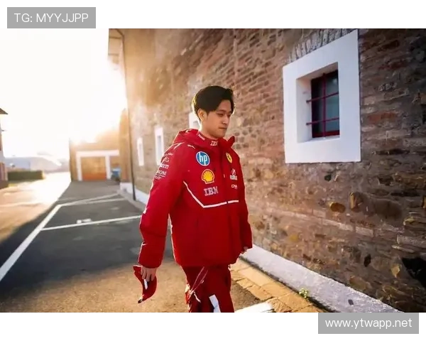 周冠宇赛后剪个头发花了两千块？这普通理发店我去不去都纠结了