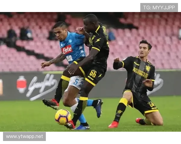 国际米兰进攻上限受限，中场创造力不足影响争冠形势